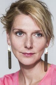 Judit Rezes as Gabriella