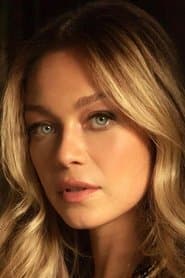 Lindsey Dresbach as Clare