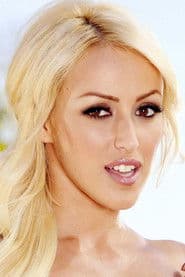 Breanne Benson as Alyssa