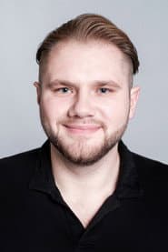 Robert Czerwiński as Maro