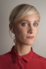 Anaël Snoek as Simone