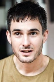 Brice Hillairet as Théo