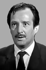 Julián de Meriche as Comandante