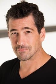 Nick Baillie as Ben Gardner