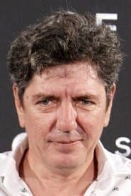 Antonio Dechent as Hilario