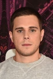 Jared Abrahamson as Dylan Maxwell