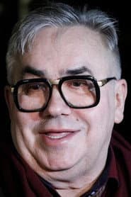 Stanislav Sadalskiy as Мишка Кисель