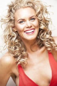 Kelly Dowdle as Mindy