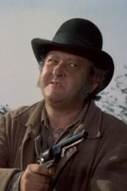 Tony Frank as Edgar Wallace