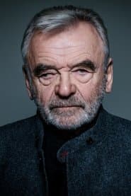 Branko Samarovski as Hermann Oechler