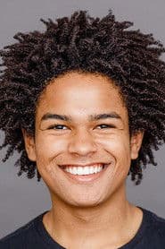 Juan Queiroz as Pedro