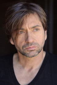 Francesco Apolloni as Pietro