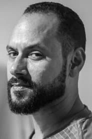 Ricardo Araújo as Madman