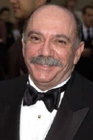 Luis Ávalos as Benny