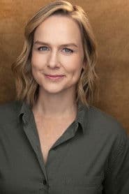 Margaret Rose Champagne as Detective Phillips