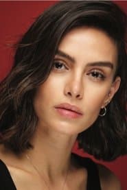 Çağla Demir as Gülçin