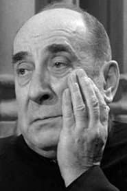 Richard Francœur as Julien