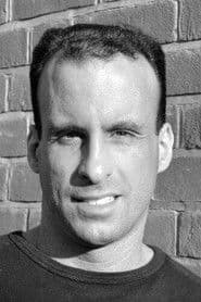 Daniel Feis as Le pianiste