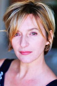 Sophie Mounicot as Gislaine