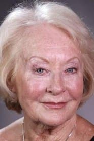 Helena Bereen as Shelly