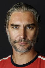 Mariusz Drężek as Lambert