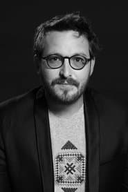 Emanuel Pârvu as Oliver Allen