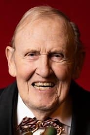 Björn Gustafson as Alfred