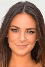 Janina Uhse as Antonia