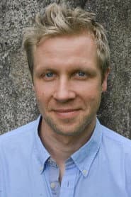 Jonas Rimeika as Sebastian