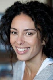 Selma Kouchy as Nora