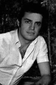 Sergio Leonardi as Nino Mioni