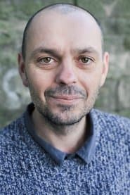 Tudor Smoleanu as Doctorul Pandele