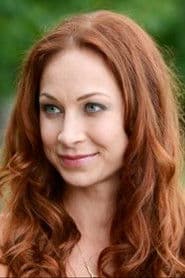 Sadie LeBlanc as Amanda