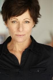 Cindy Hogan as Sue Warner