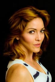 Zamia Fandiño as Raquel