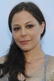 Naike Rivelli as Ilaria