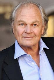 Michael König as Michel