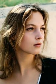 Ann-Gisel Glass as Laurence