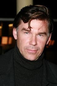 Clive Robertson as Damon Archer