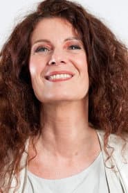 Katja Alemann as Iván's Mother