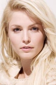 Whitney Able as Samantha Wynden