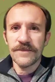 Marcelo Sein as Mariano