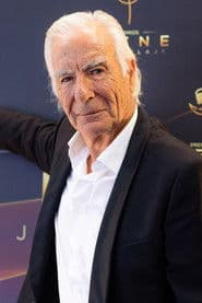 Héctor Cantolla as Drácula