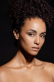 Gaia Scodellaro as Monique