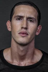 Alan Daicz as Bruno chico