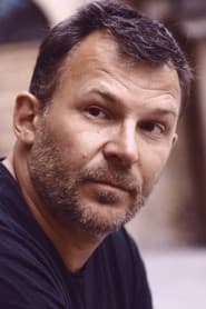 Emmanuel Lanzi as Le motard