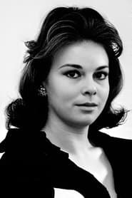 Gabriella Pallotta as Carmelinda