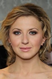 Nina Arianda as Carol