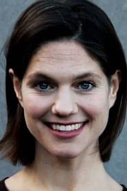 Rakel Wärmländer as Vera