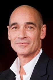 Jean-Marc Barr as diver Arnaud